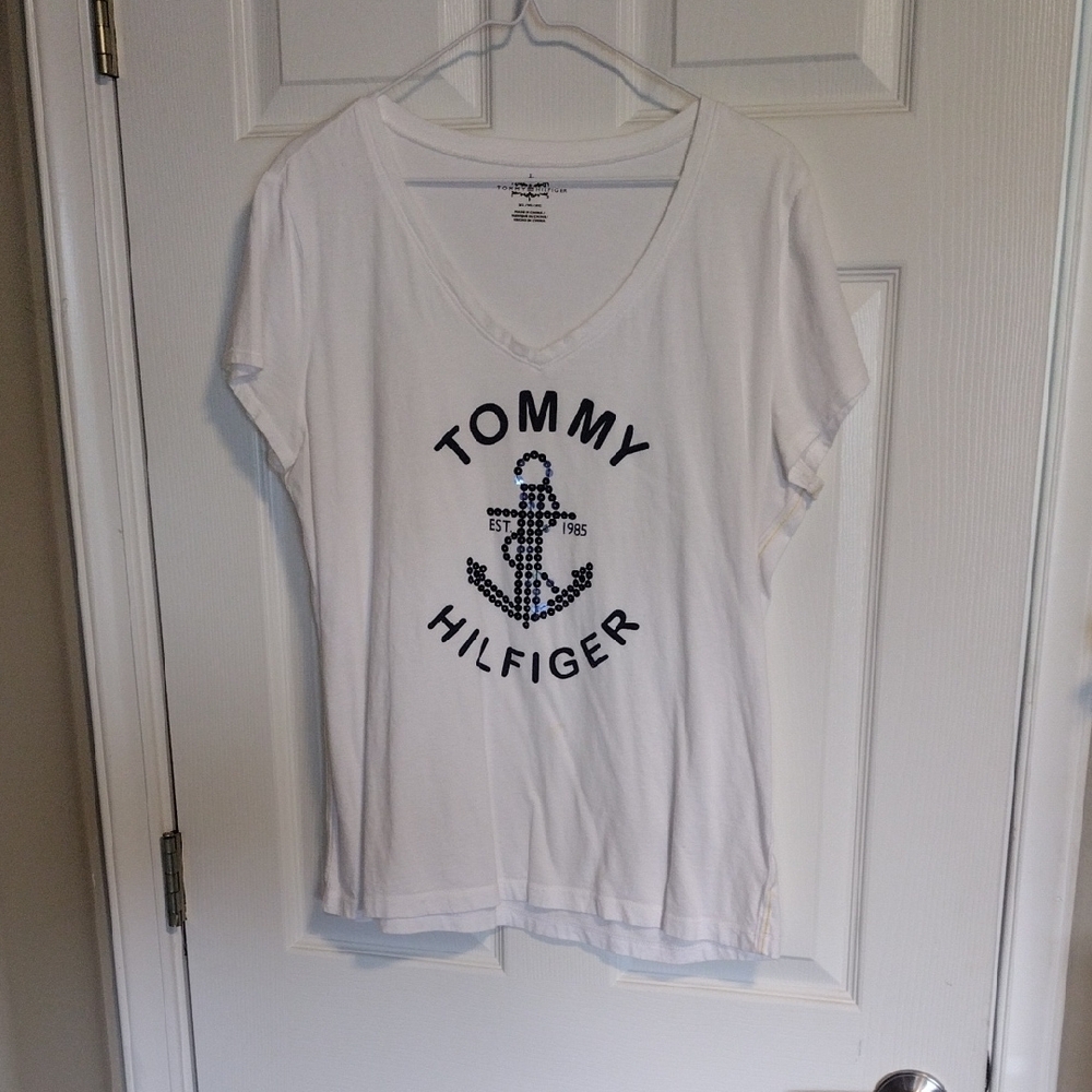 Tommy Hilfiger Relaxed White and Blue Tee
